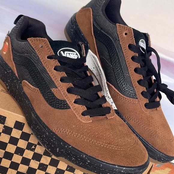 Vans WMNS Zahba
Zion Wright Brown/Multi
VN00070QBF0
Sneakers - Picture 7 of 16